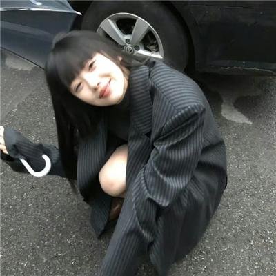 送她一朵小红花